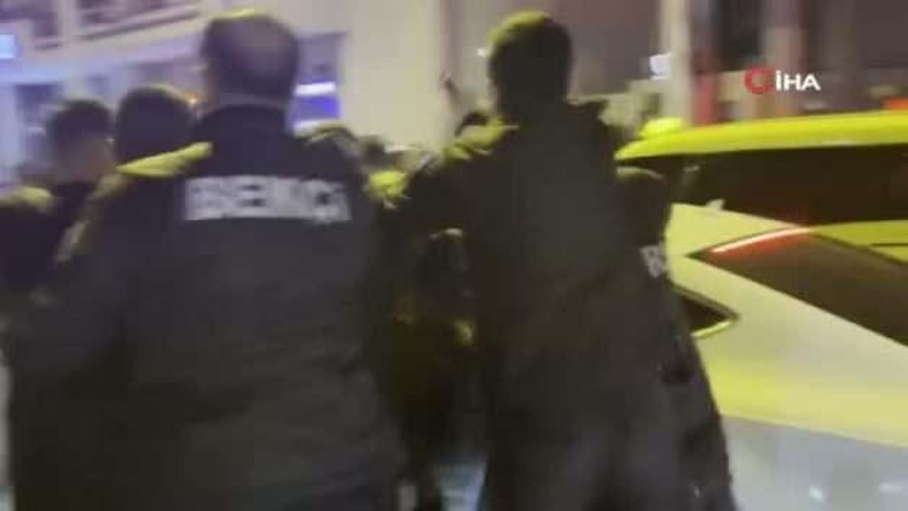 Kayseri’de gece kulübünde çıkan kavga sokağa taştı! Linçten polis kurtardı