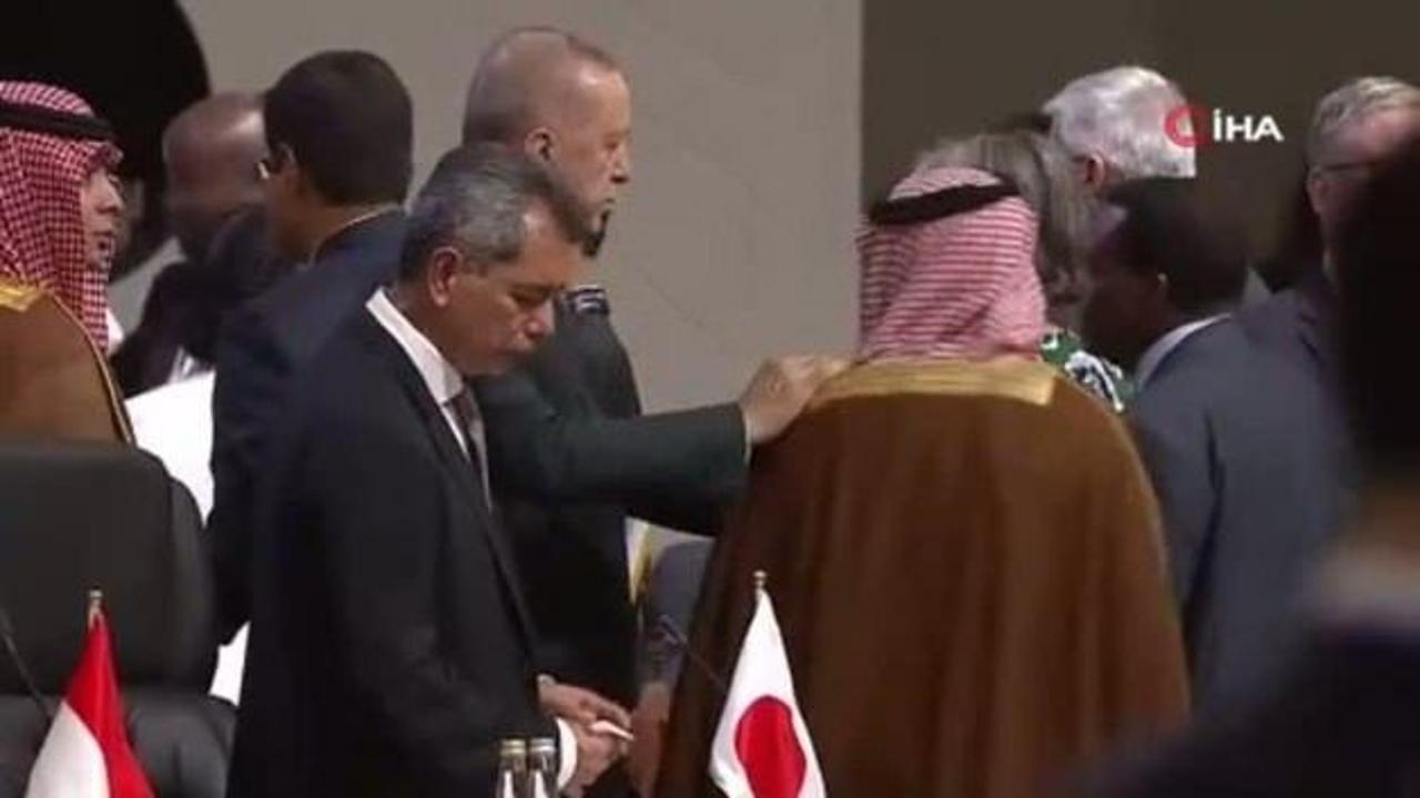 G20 Zirvesi'ne damga vuran an: Erdoğan, Suudi Prens Faysal ile böyle selamlaştı!