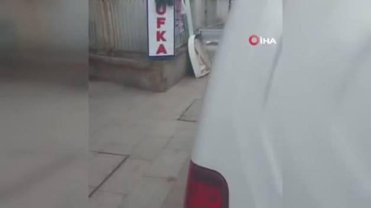 Bıçakla dehşet saçmıştı: O anlar kamerada