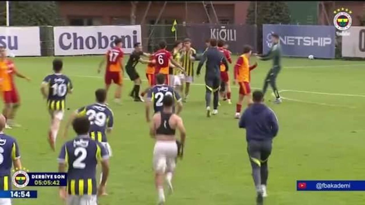 Fenerbahçe U19-Galatasaray U19 derbisinde kavga çıktı!