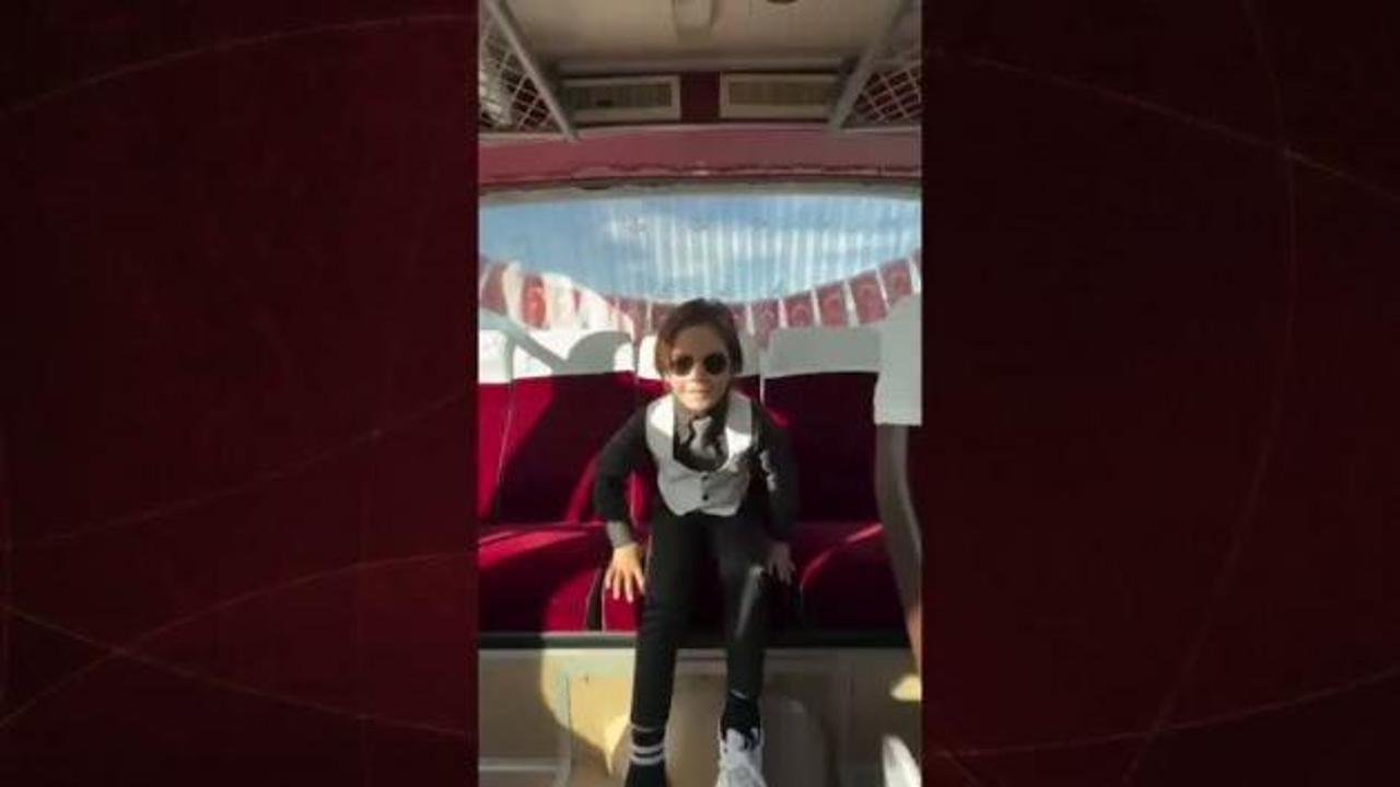 Kenan Sofuoğlu’nun oğlu Zayn, bu sefer de otobüs direksiyonuna geçti