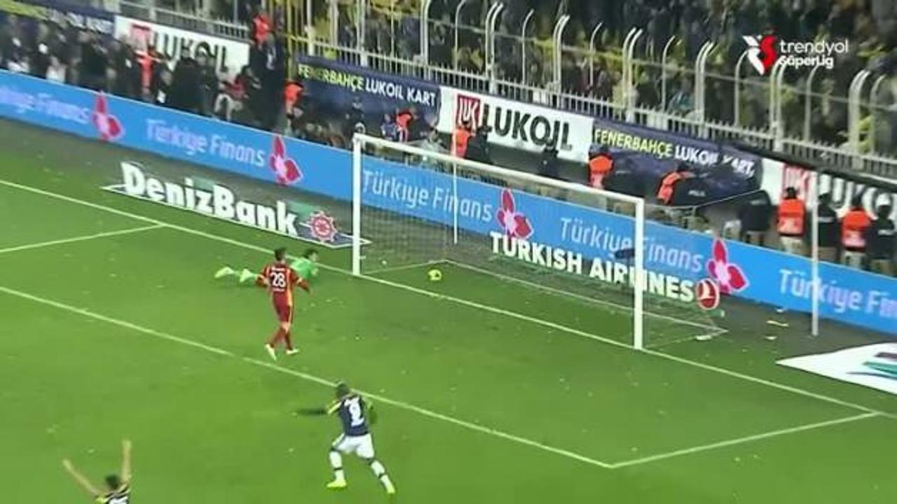 Kimisi son dakika, kimisi 40 metreden! Fenerbahçe - Galatasaray derbilerinde atılan ve asla unutulmayan goller