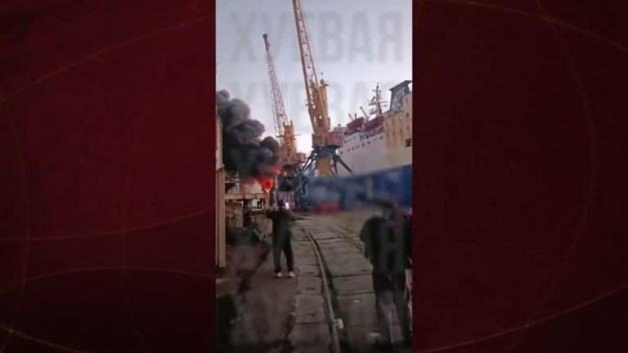 Türk gemisinin Ukrayna limanına yaklaştığı sırada vurulduğu iddia edildi