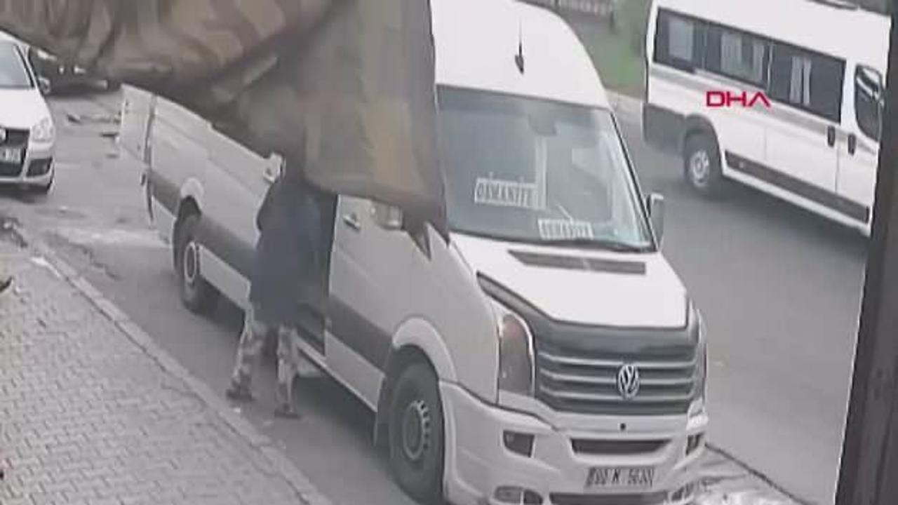 Yüzlerini eşarpla gizleyen anne-kız, girdikleri evlerden altın ve ziynet eşyası çaldı