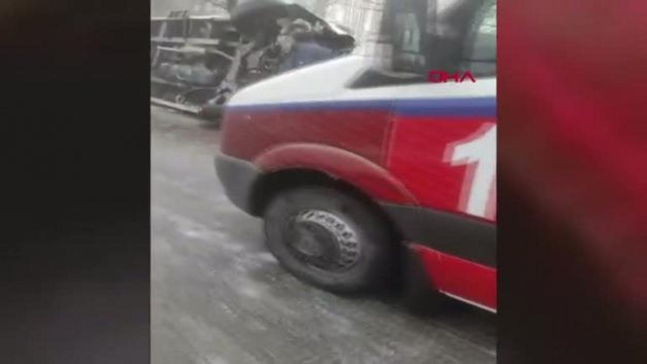 Sivas’ta öğrenci servisi dervrildi; çok sayıda yaralı var