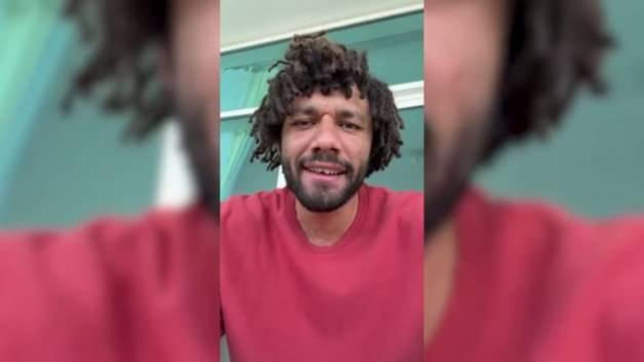 Beşiktaşlı eski yıldız Elneny, Kuran'ı Kerim okurken video paylaştı