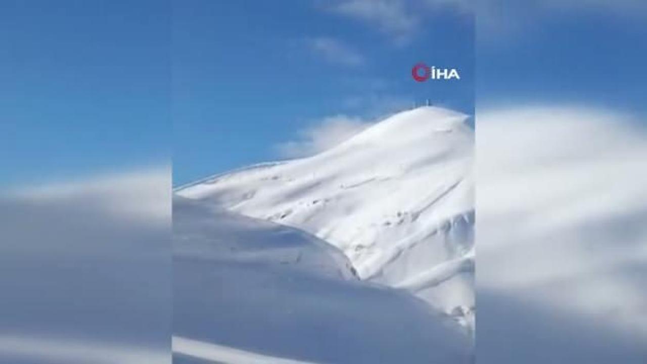 Hakkari'de nefes kesen anlar: Kar esaretindeki hamile kadın için zamanla yarış!