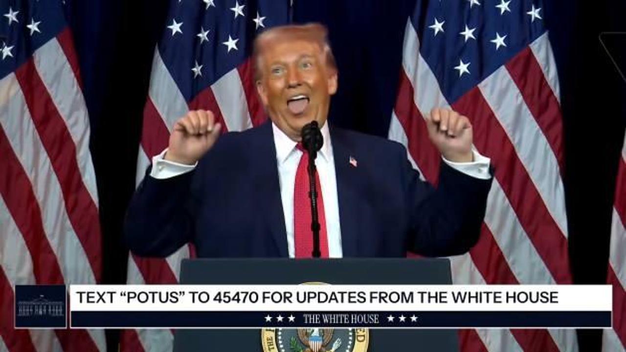 Trump canlı yayında kafayı yedi! Tuhaf hareketleri tüm dünyada gündem oldu