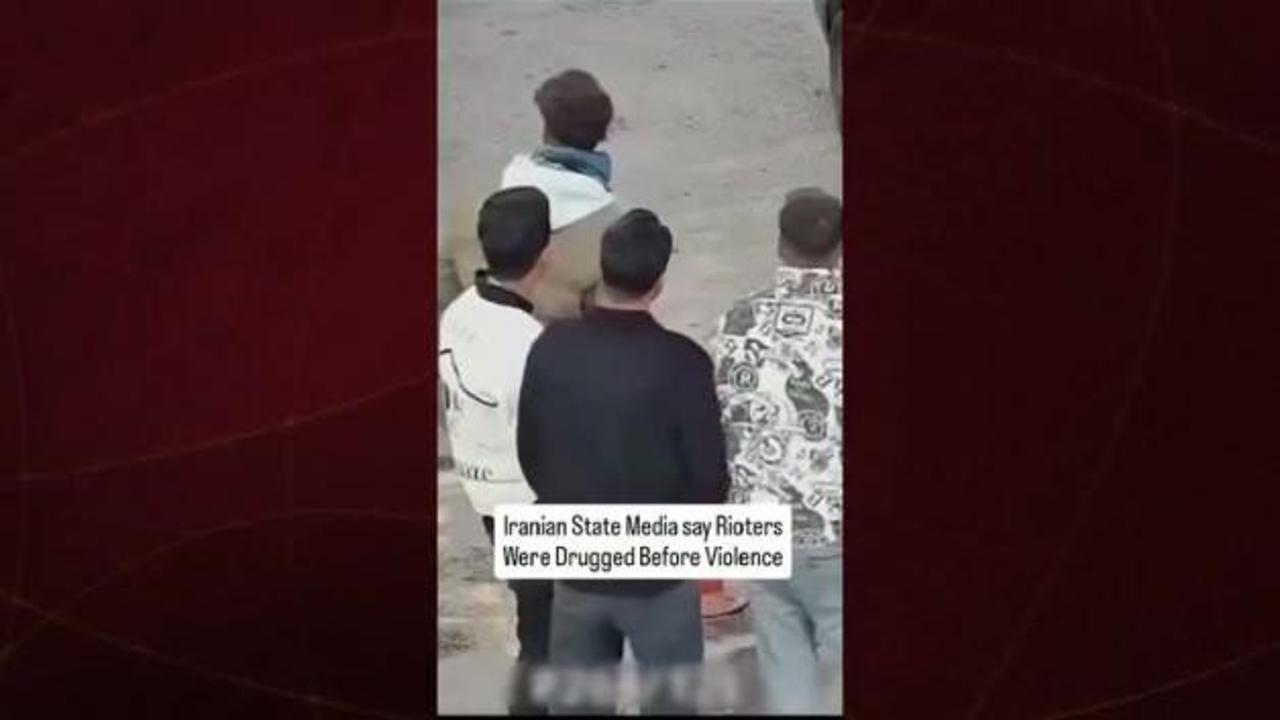 İran yönetimi eylemdeki gençlere uyuşturucu madde dağıtılıyor açıklamasında bulundu