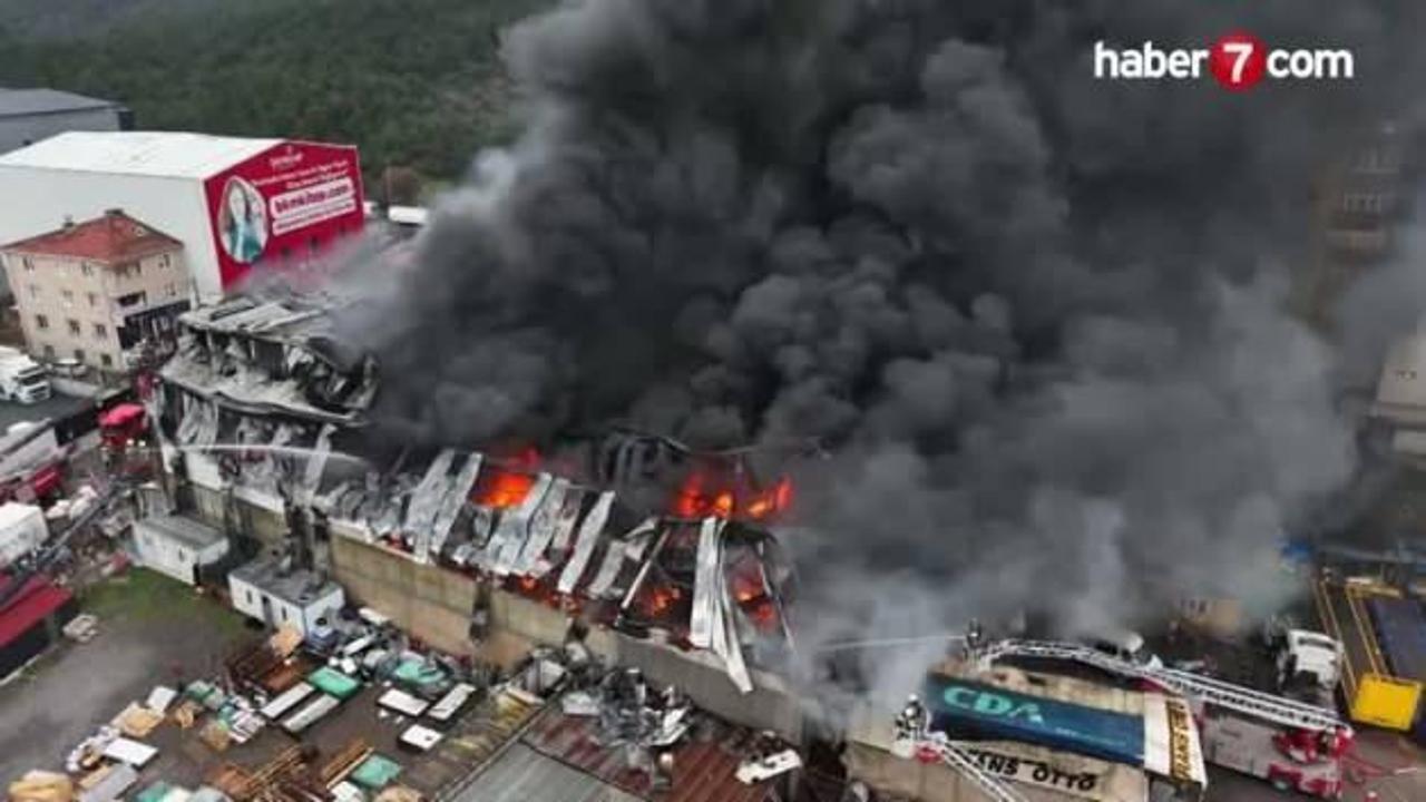 Ataşehir'de iş yerinde korkutan yangın: Saatler içinde küle döndü