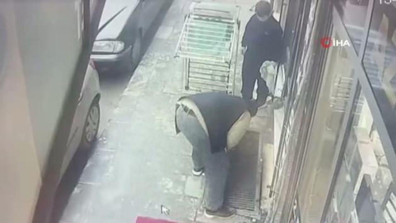 Kahramanmaraş'ta açılan mazgala düşen çocuk yaralandı