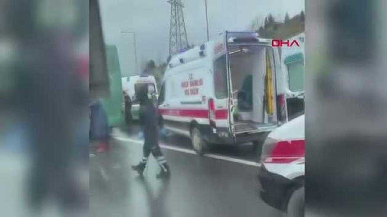 Konyaspor U-19 futbol takımını taşıyan otobüs kaza yaptı