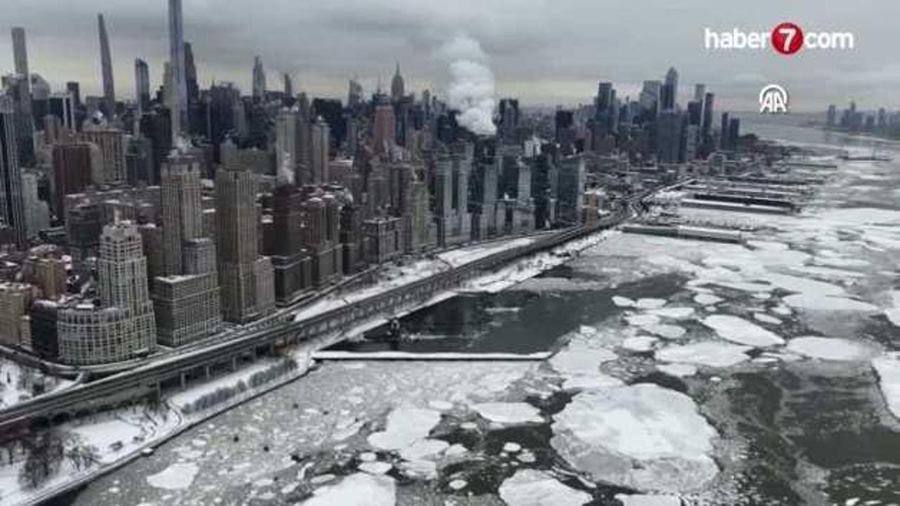 New York’ta dondurucu soğuklar Hudson Nehri’ni kısmen dondurdu