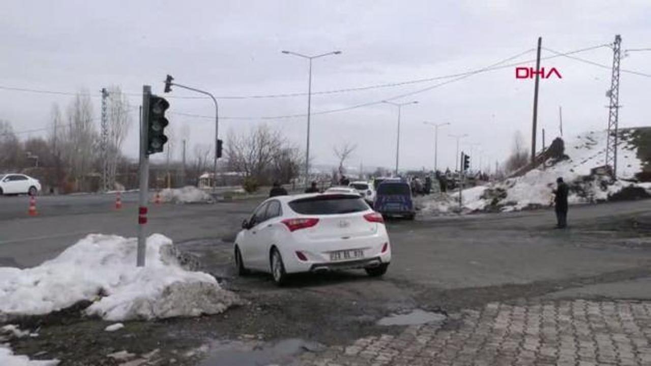 Bingöl'de otomobiller çarpıştı: 2 ölü, 4 yaralı