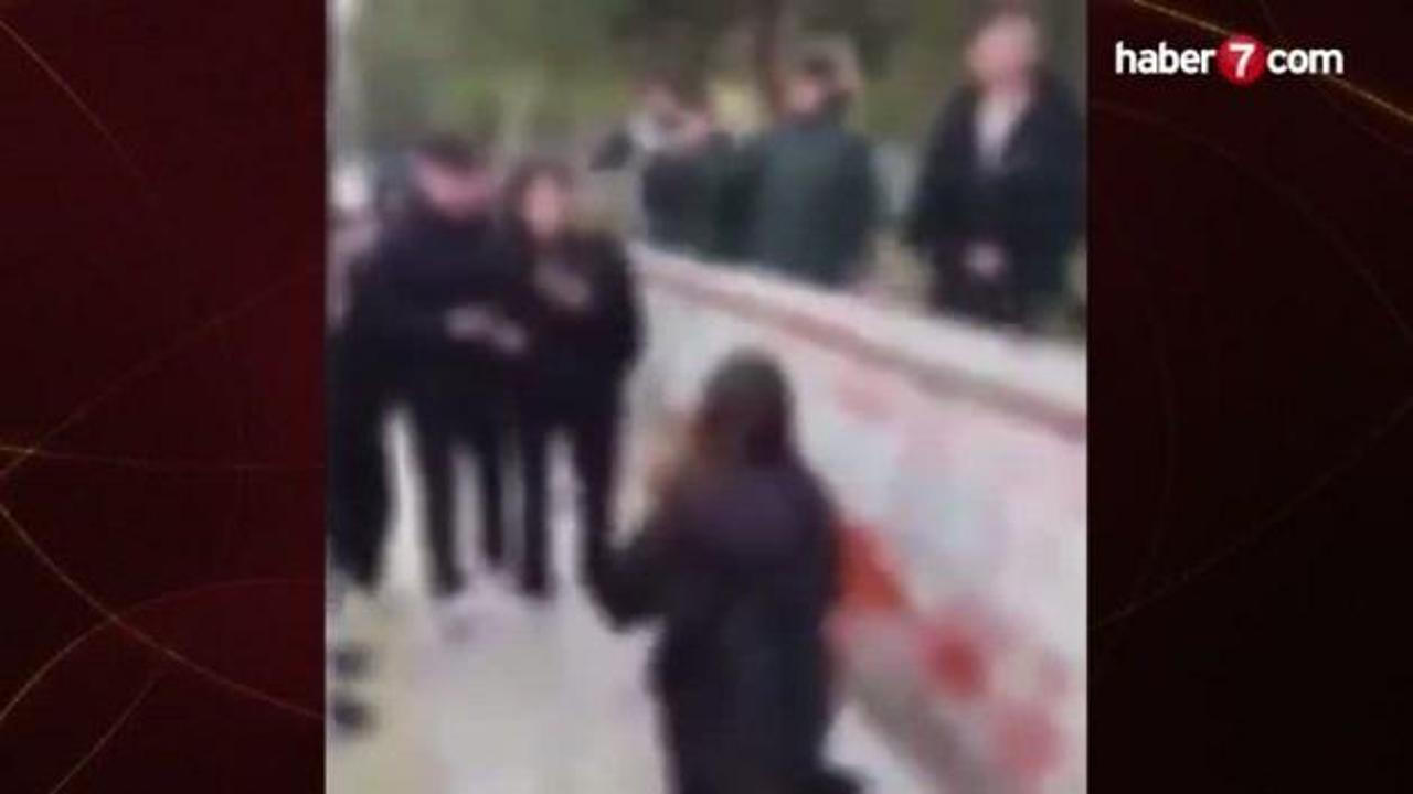 Önce dövdüler sonra diz çöktürüp özür dilettiler