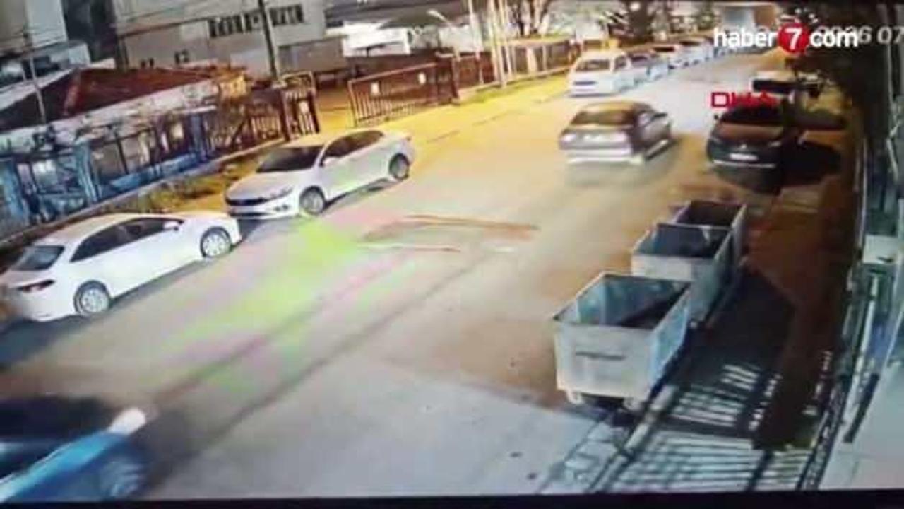 Küçükçekmece’de feci kaza: 5 araçta hasar oluştu