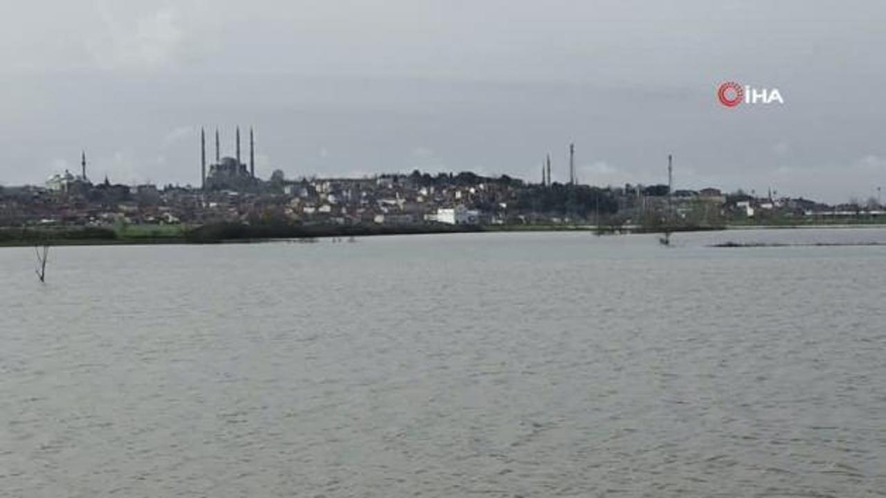 Selimiye Camii, göle dönen tarlalardan İstanbul’daki Sultanahmet’i andırdı