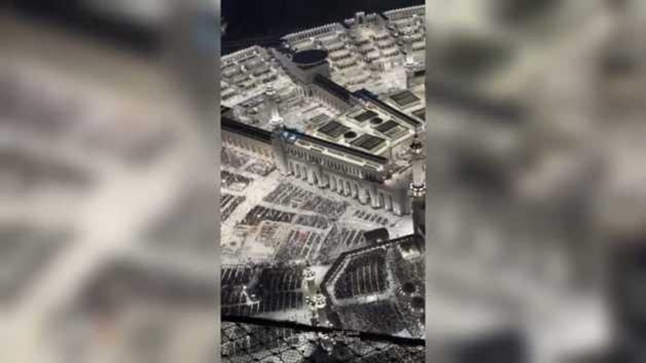 Kabe ve Aksa'da ilk teravih namazı kılındı!