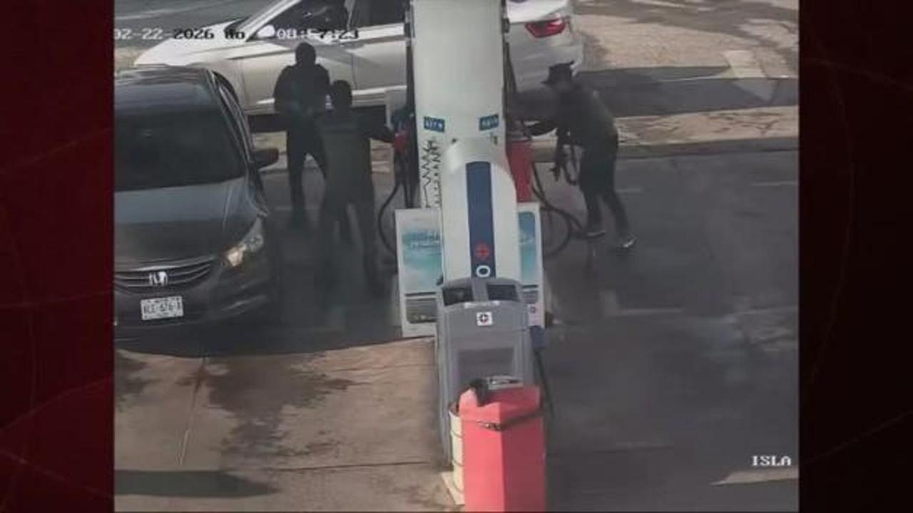 Meksika'da kartel lideri öldürüldü çete üyeleri ülkeyi cehenneme çevirdi