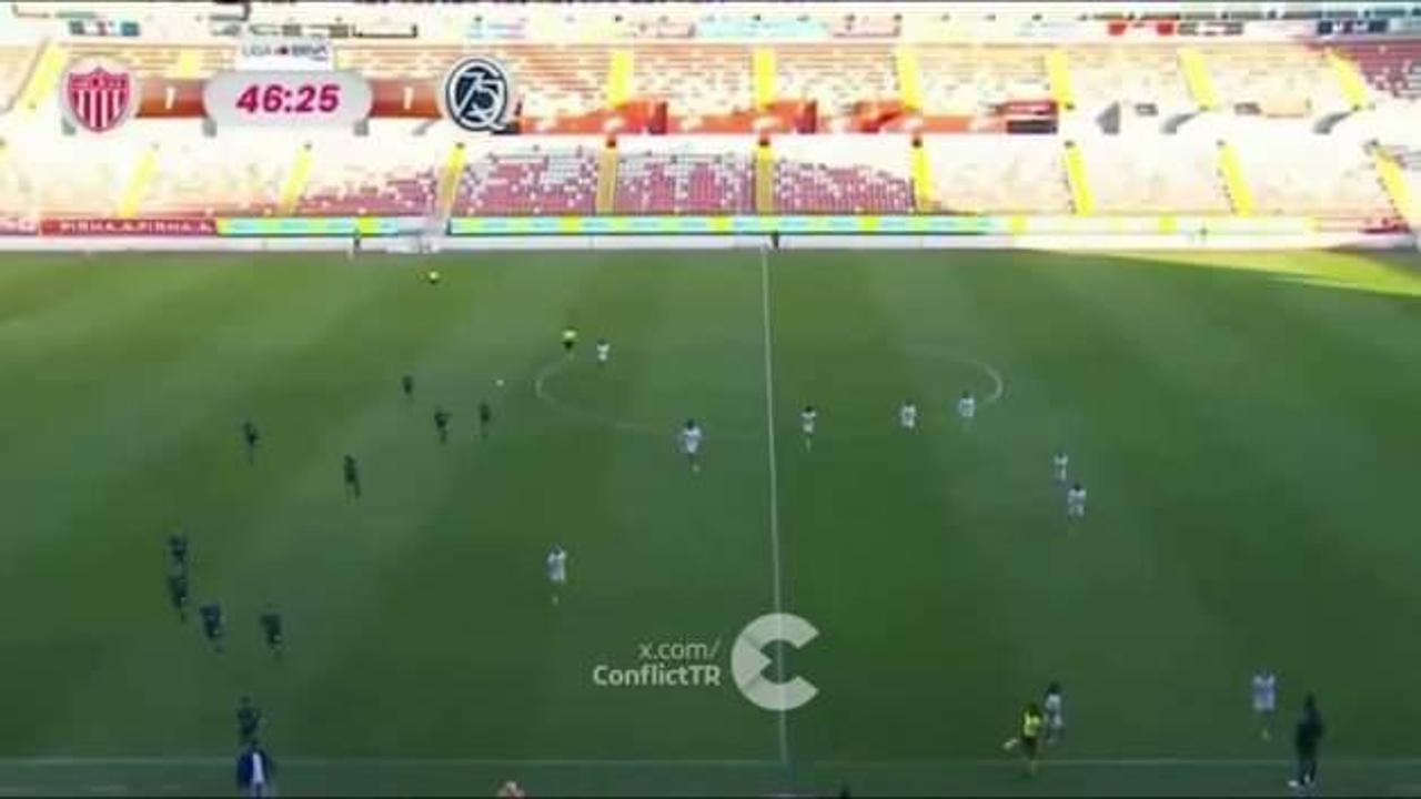 4 ay sonra Dünya Kupası düzenlenecek: Meksika'da maç sırasında çatışma çıktı