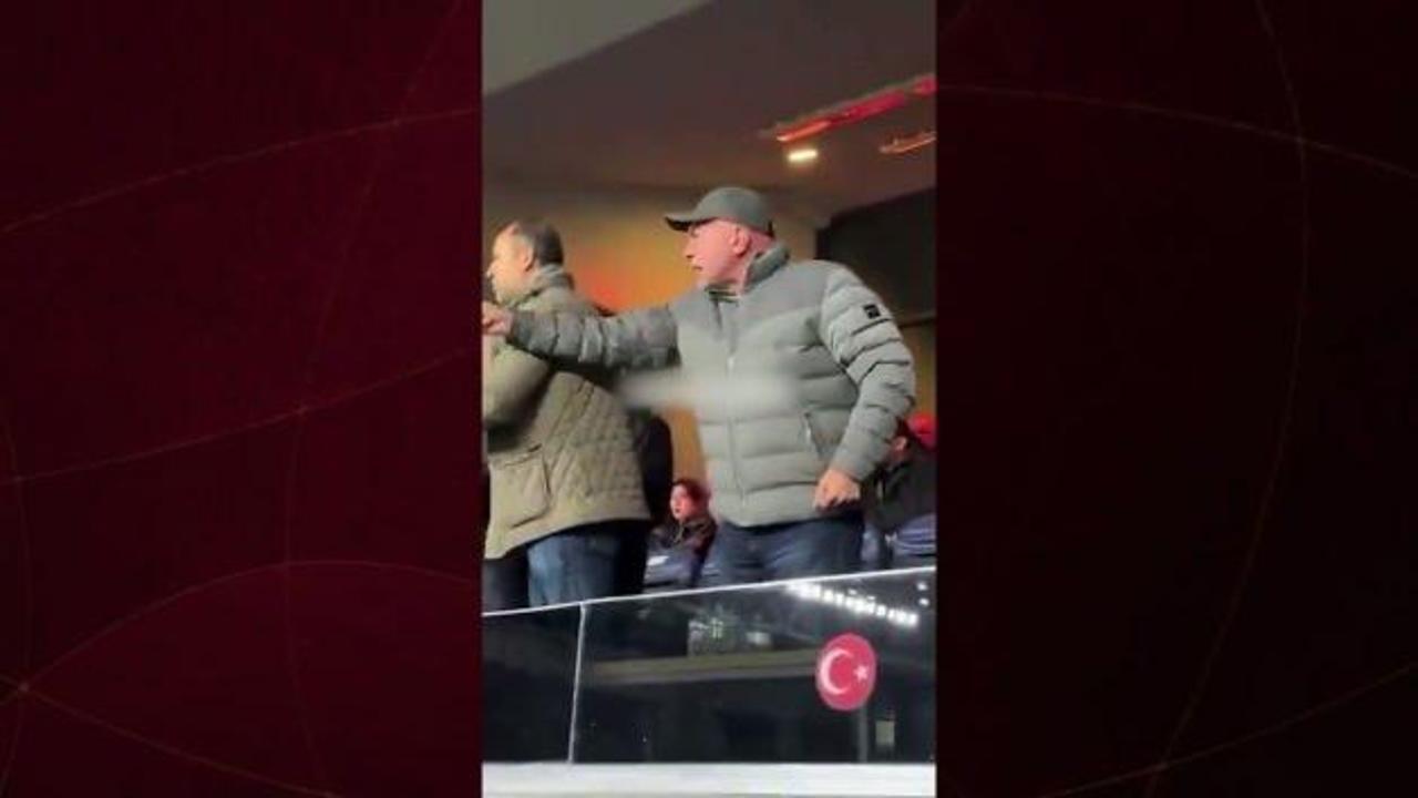 Gol sonrası protokol tribünü karıştı! Başkanı zor tuttular