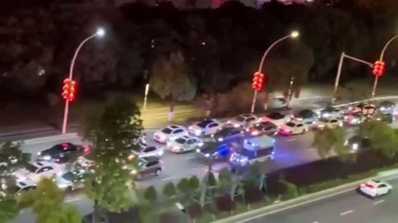 Haberi alan koştu! Çin'de akaryakıt istasyonlarında kuyruk