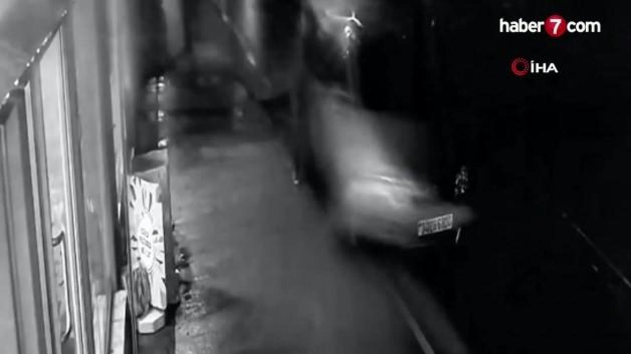 Arnavutköy'de tekel bayisinde çıkan tartışmada silahlar konuştu