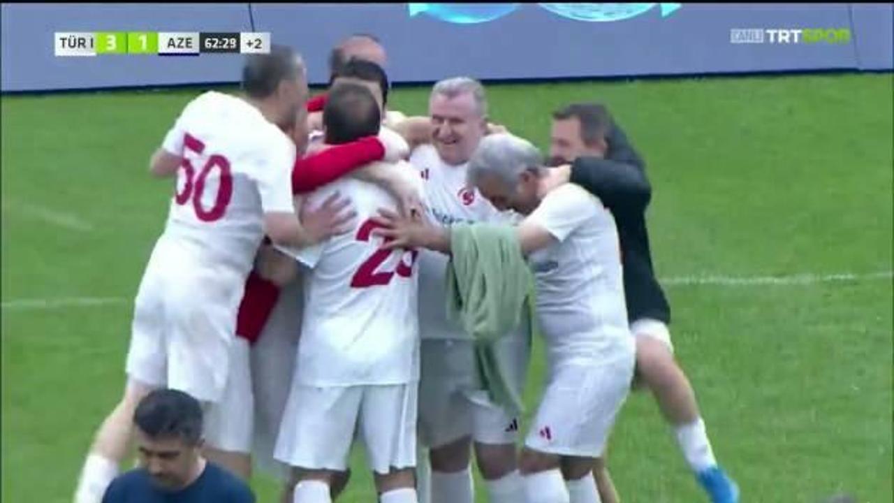 Gençlik ve Spor Bakanı Osman Aşkın Bak'ın golü