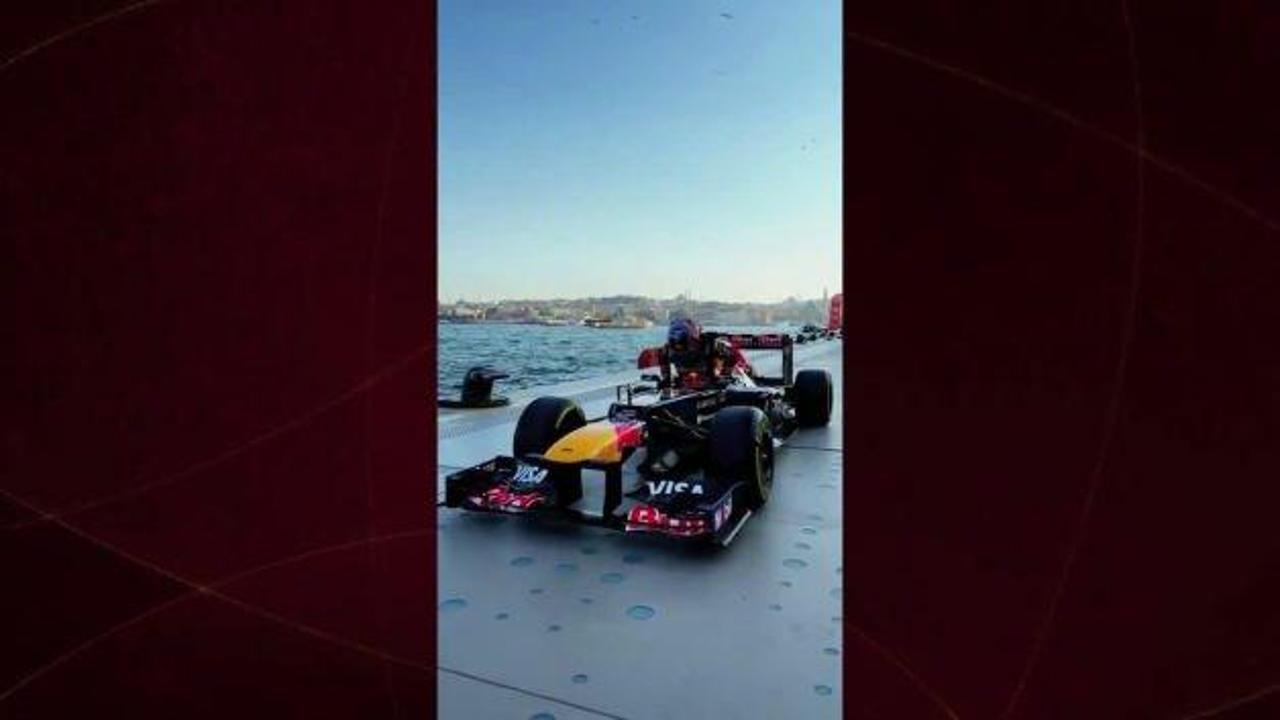 Formula 1 pilotu Tsunoda’dan İstanbul’da simit keyfi