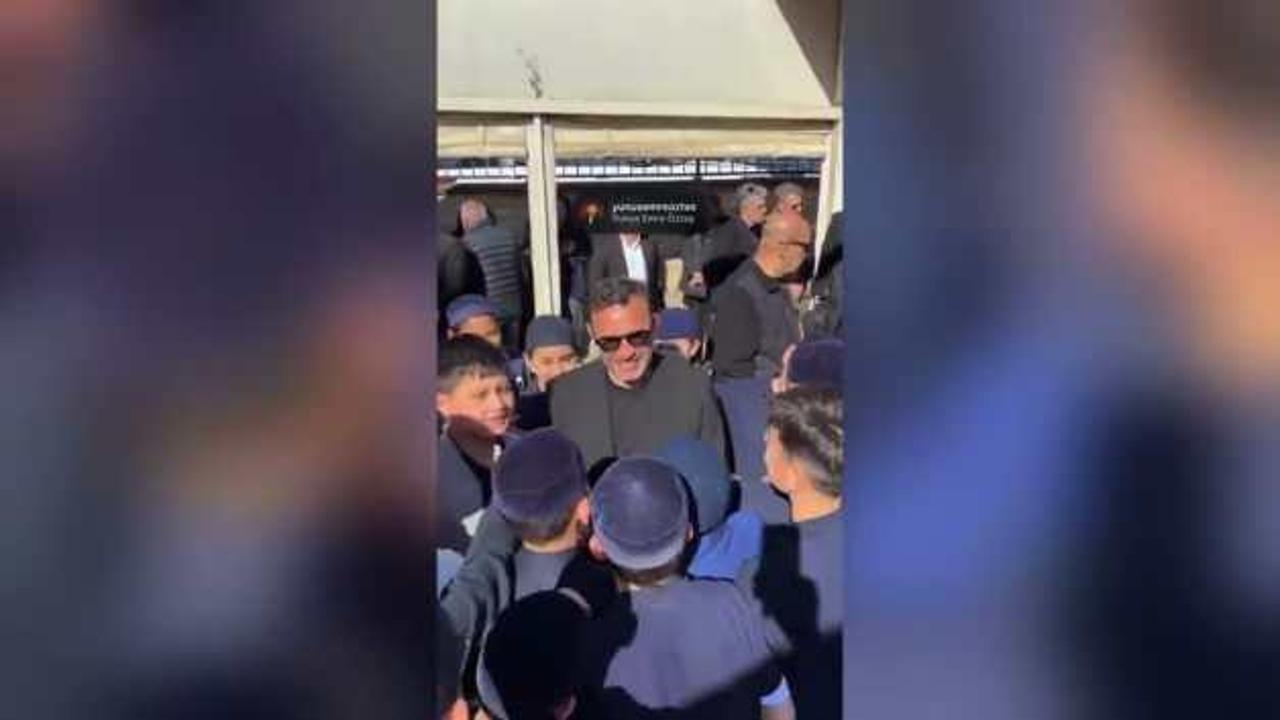 Okan Buruk'tan Kur'an kursuna ziyaret! Derbi öncesi dua istedi