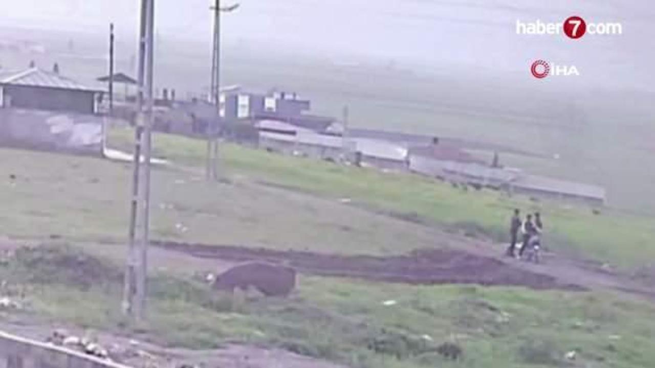 Hatay'da 3 çocuk silahla rastgele ateş etti! Akılalmaz anlar kamerada