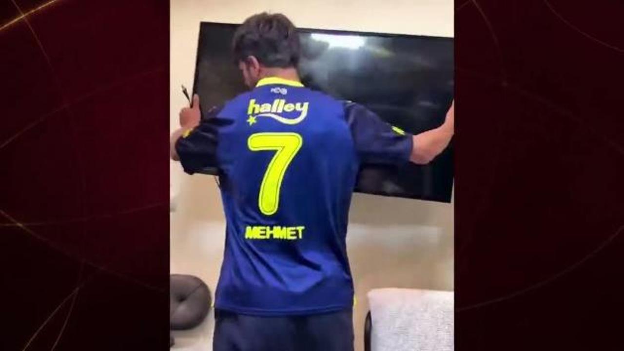 Derbi yenilgisine dayanamadı: Gözü dönmüş taraftar hıncını televizyondan çıkardı!
