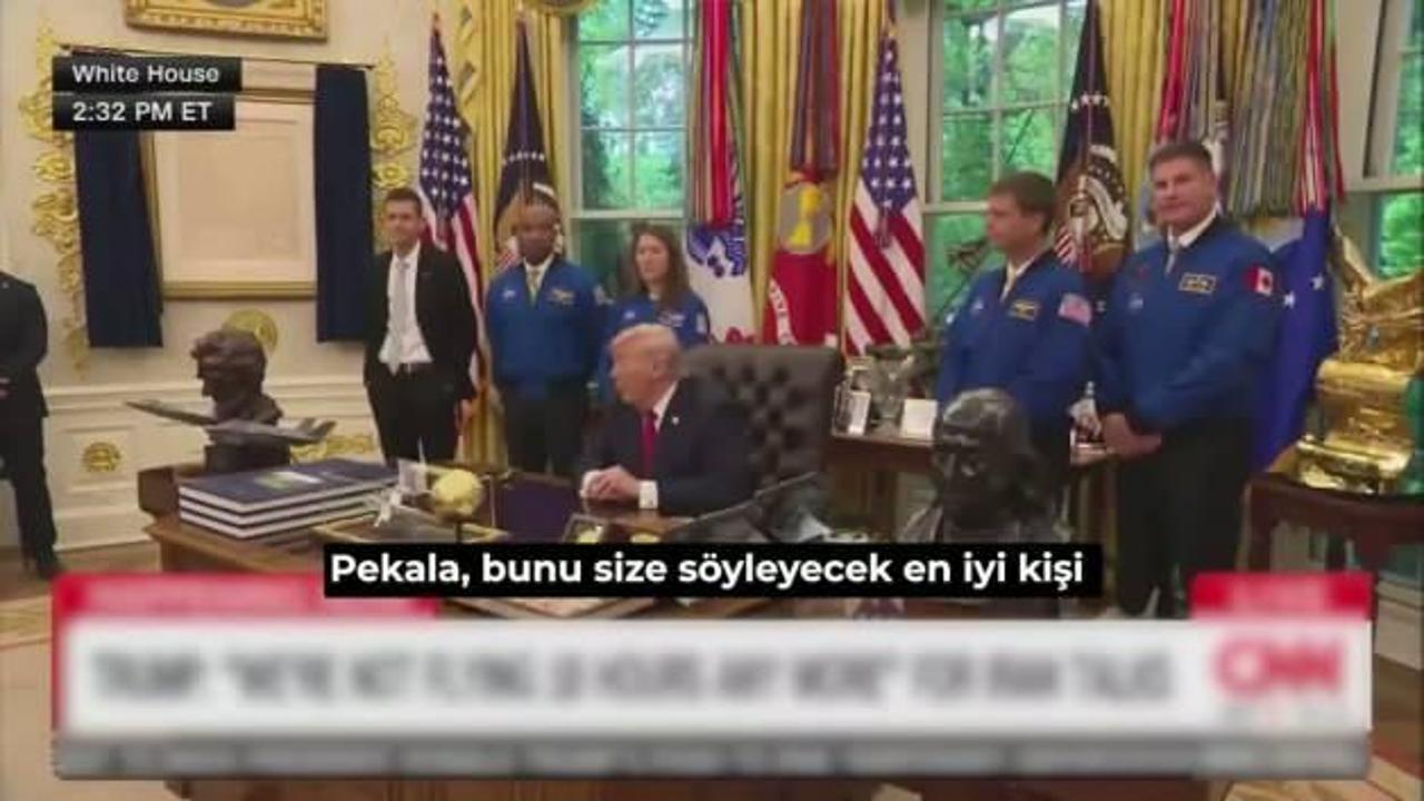 Trump yine gündem oldu: NASA Başkanı’nın kulaklarıyla dalga geçti!
