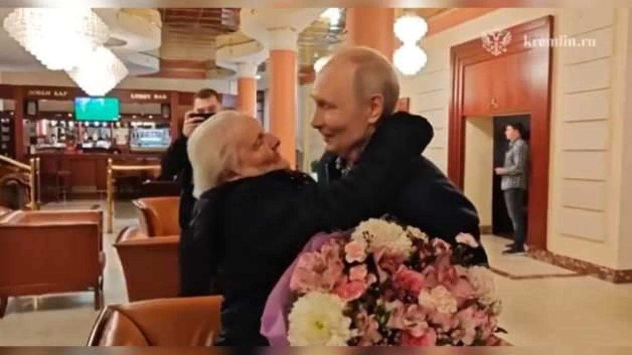 Putin, 88 yaşındaki eski öğretmeniyle buluştu! "Bulldog gibi kavga ederdi"