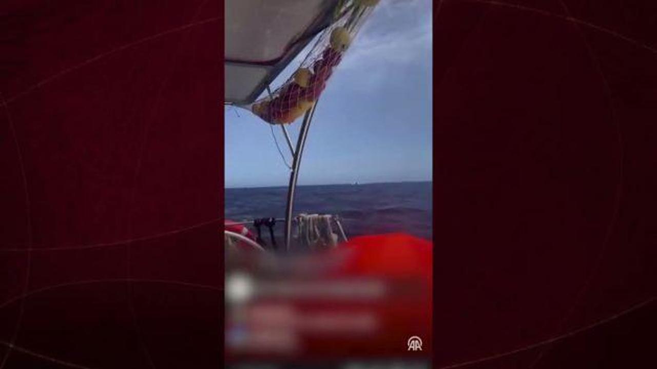 "Telefonları atıyoruz." Sumud filosundaki aktivistler telefonlarını denize attı...