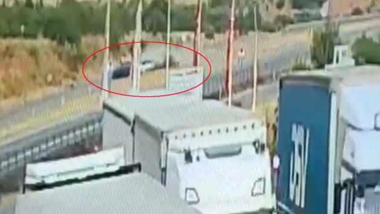 Gaziantep'te dört kiÅinin öldüÄü feci kaza saniye saniye güvenlik kamerasında!