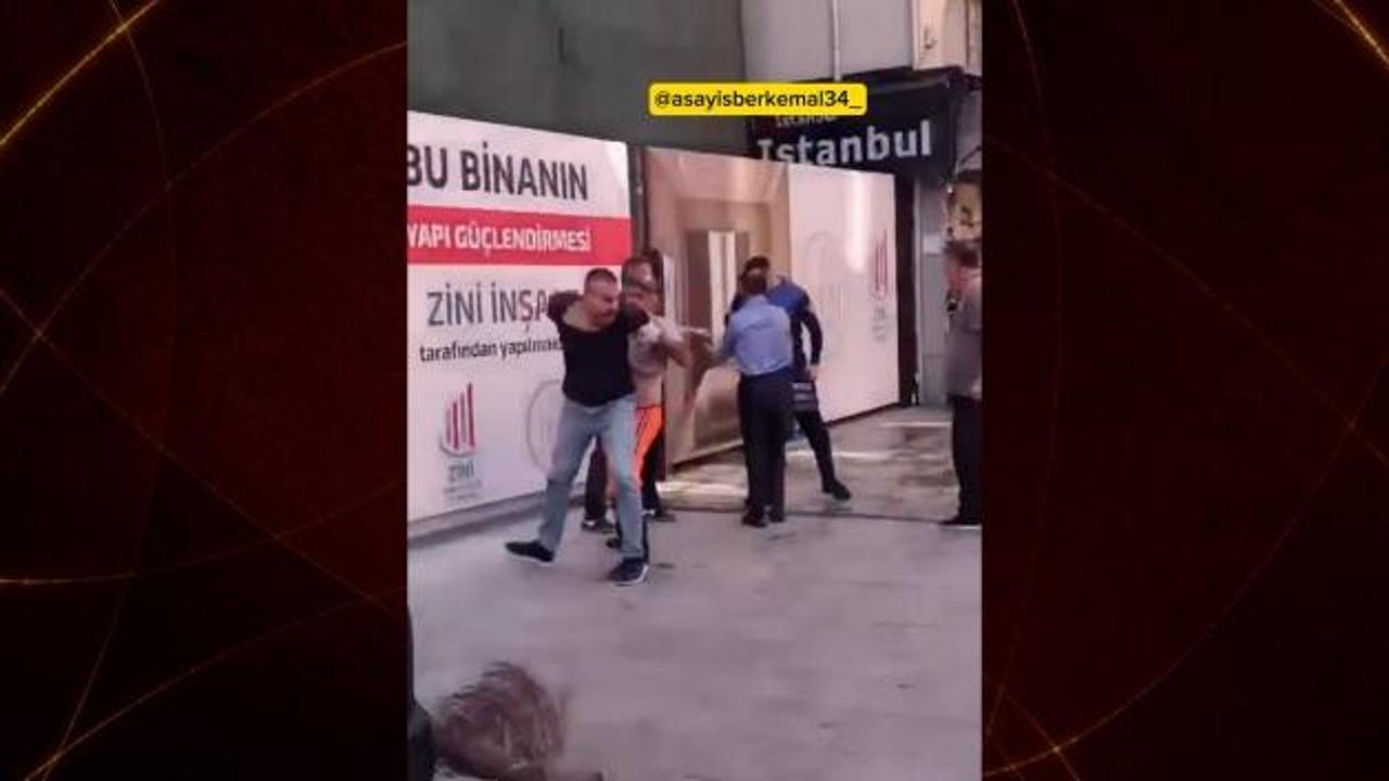 Fatih'te zabıta ile vatandaÅ sokak ortasında tekme tokat kavga etti