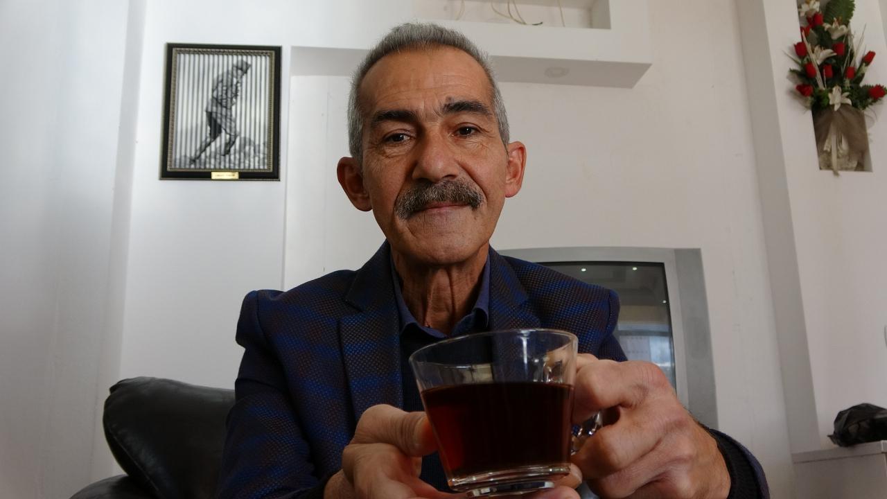 'Çay içemediğim zaman krize giriyorum' dedi ve günde 90 bardak çay içtiğini söyledi!