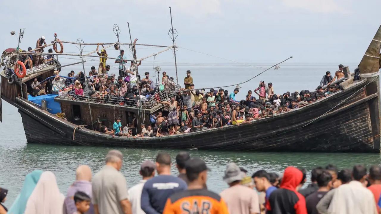 Myanmar açıklarında facia! Göçmen teknesi battı: 500 kayıp - Haber 7 DÜNYA