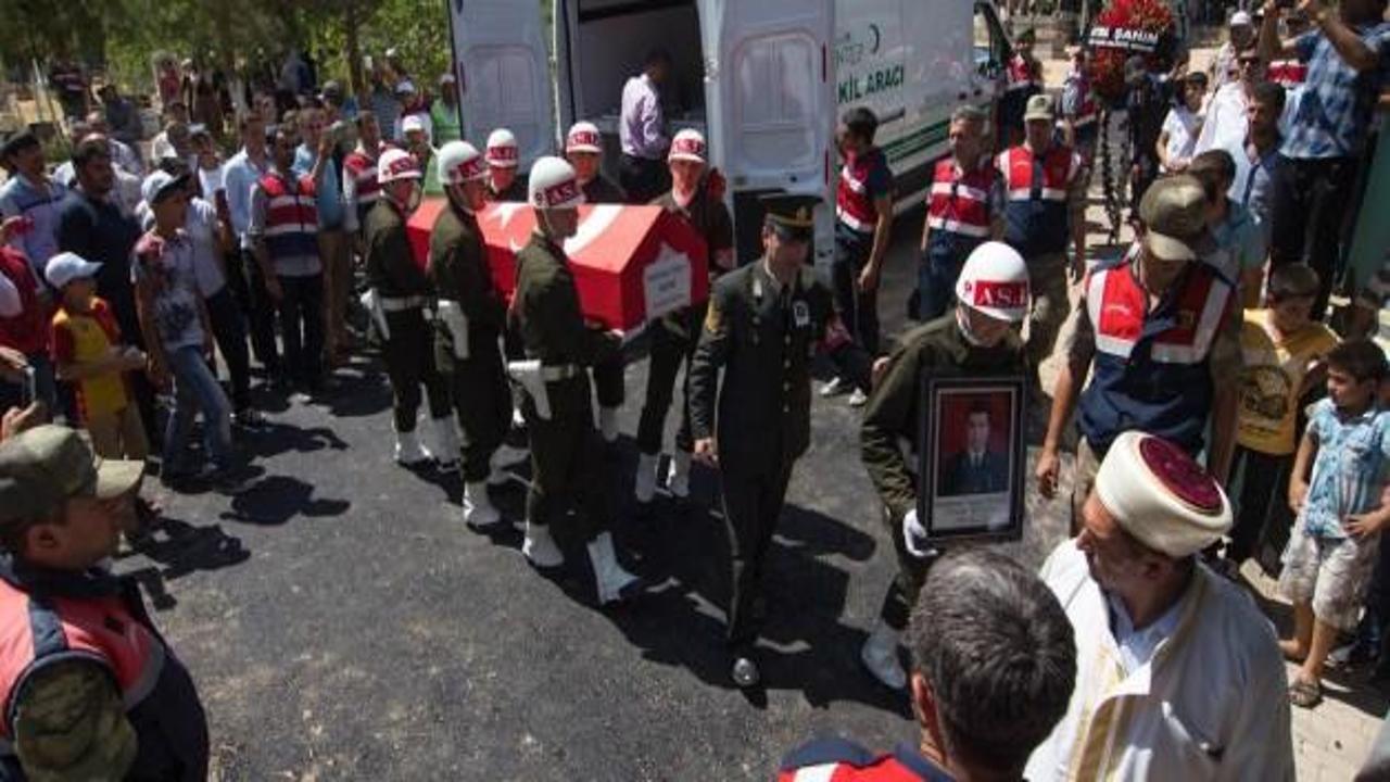 Şehit astsubay son yolculuğuna uğurlandı