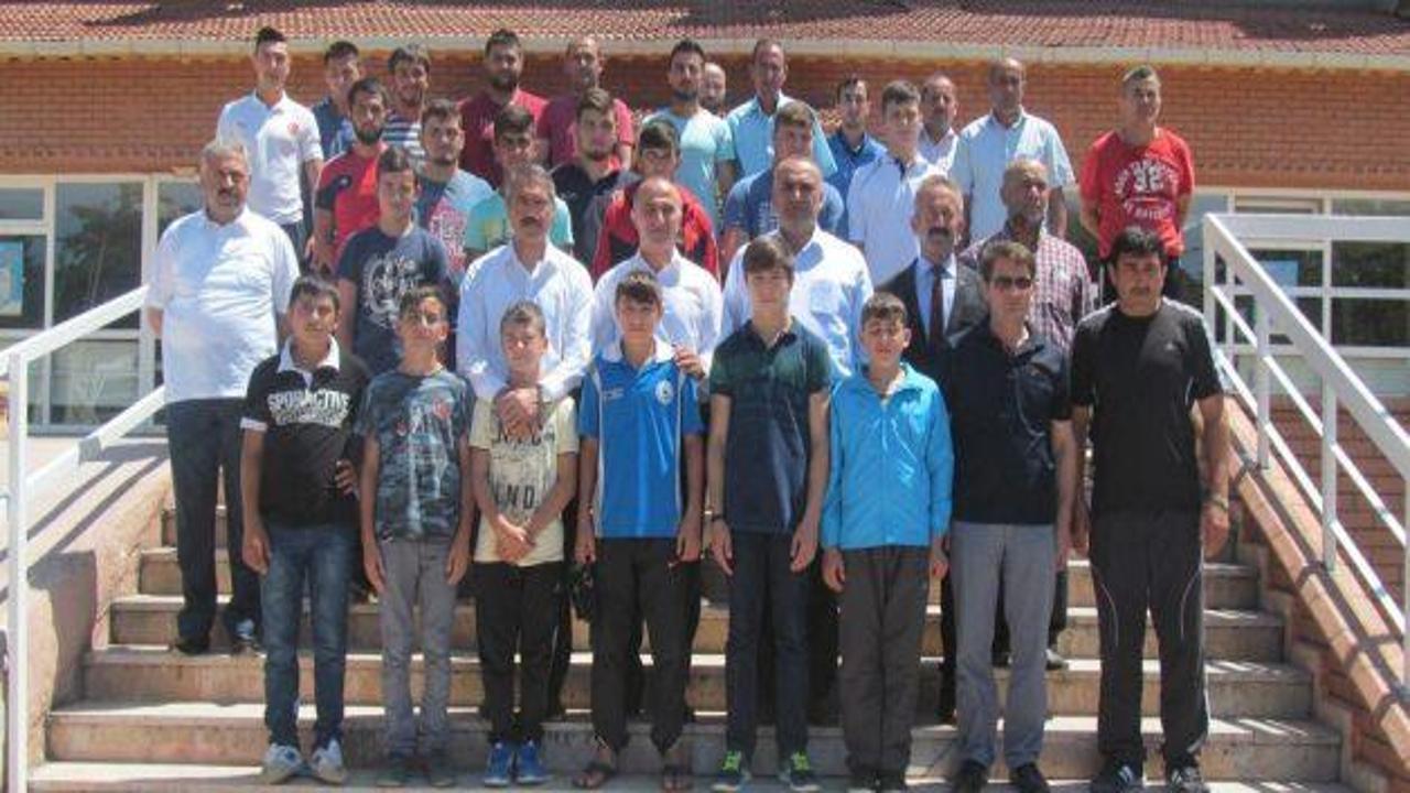 Tokat'tan 25 güreşçi Kırkpınar'a katılacak