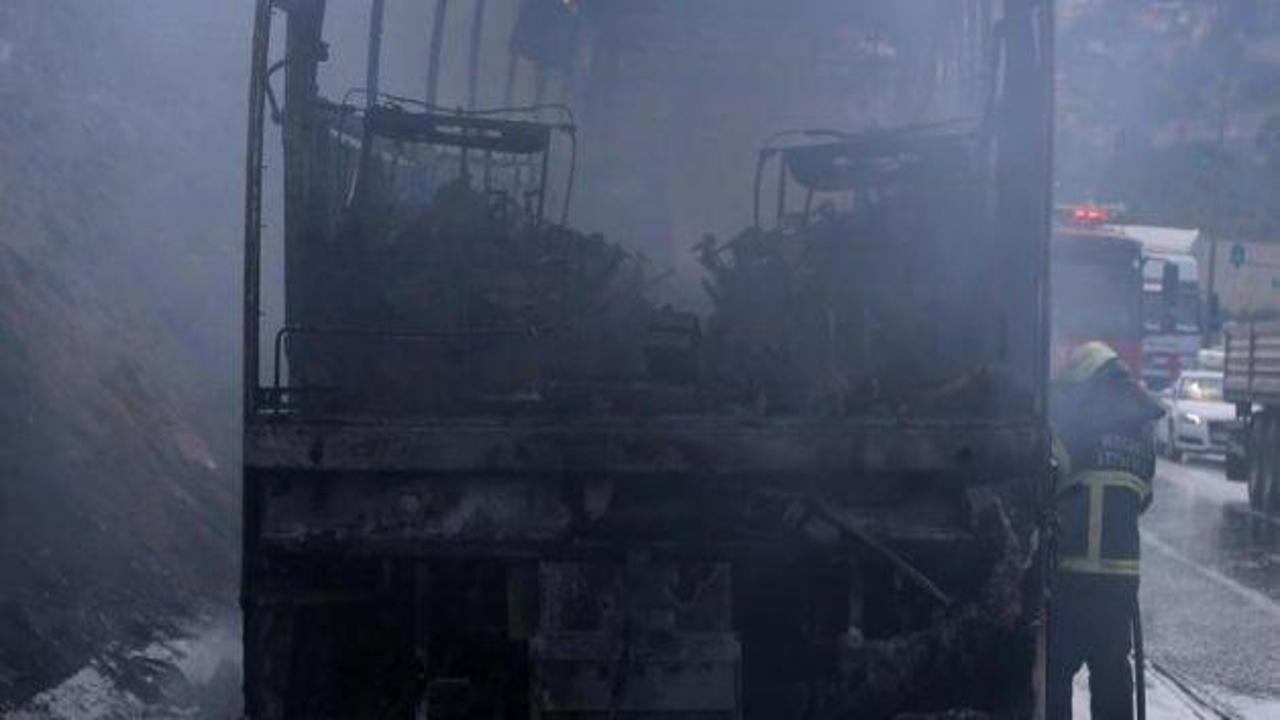 Kocaeli'de otobüs yangını