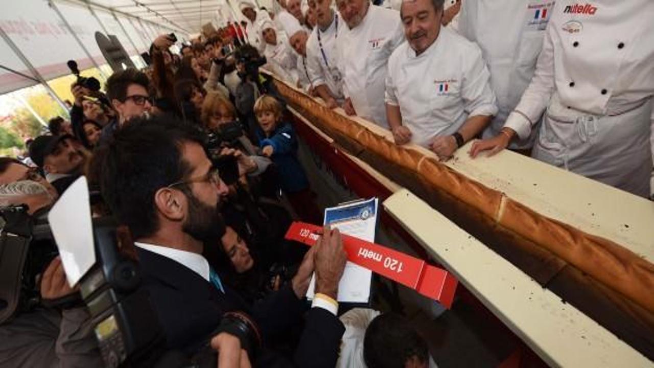 112,4 metrelik ekmek ile dünya rekoru kırıldı
