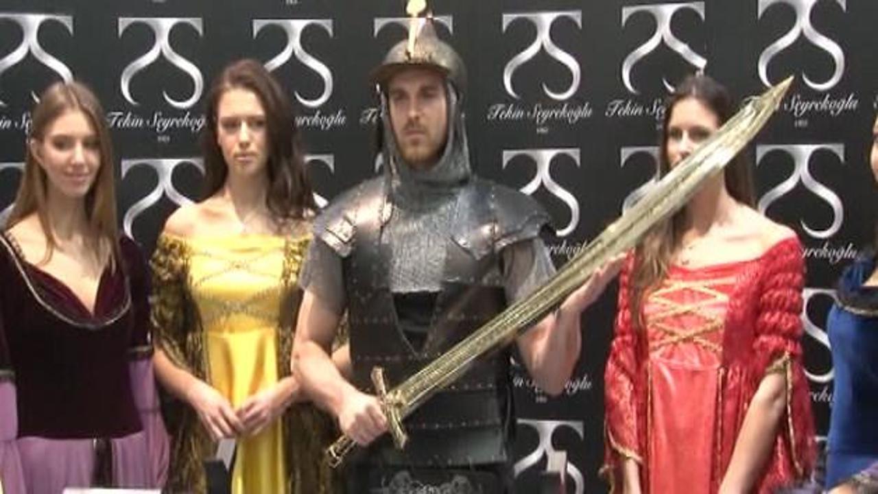1 milyon liralık Fatih Sultan Mehmet kılıcı!