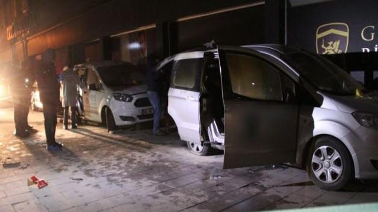 Adana'da 8 araç birden kundaklandı