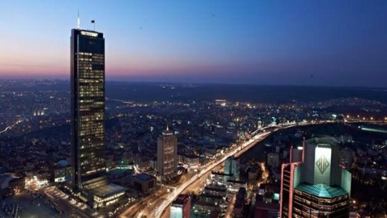 İstanbul'un en yüksek binası satılıyor