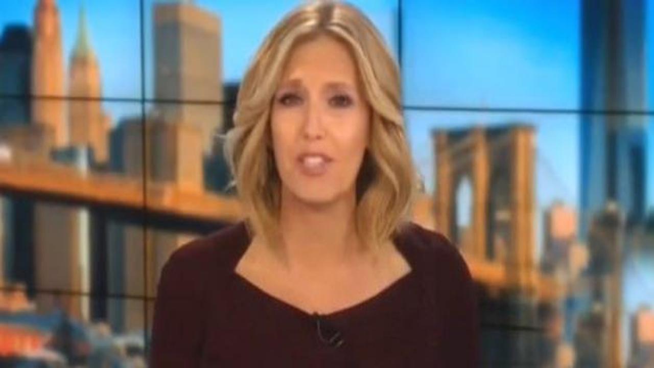 Hamile spiker canlı yayında bayıldı