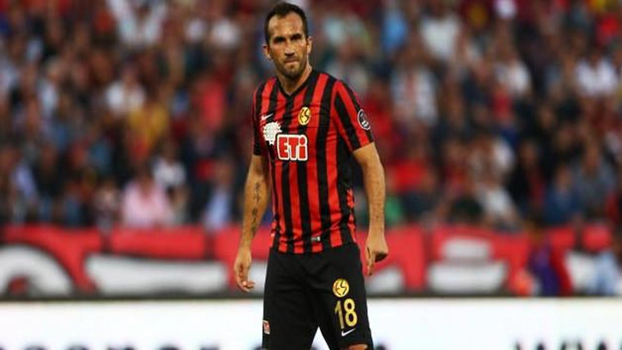 Gekas i&ccedil;in 3 kul&uuml;p birbiriyle yarışıyor!