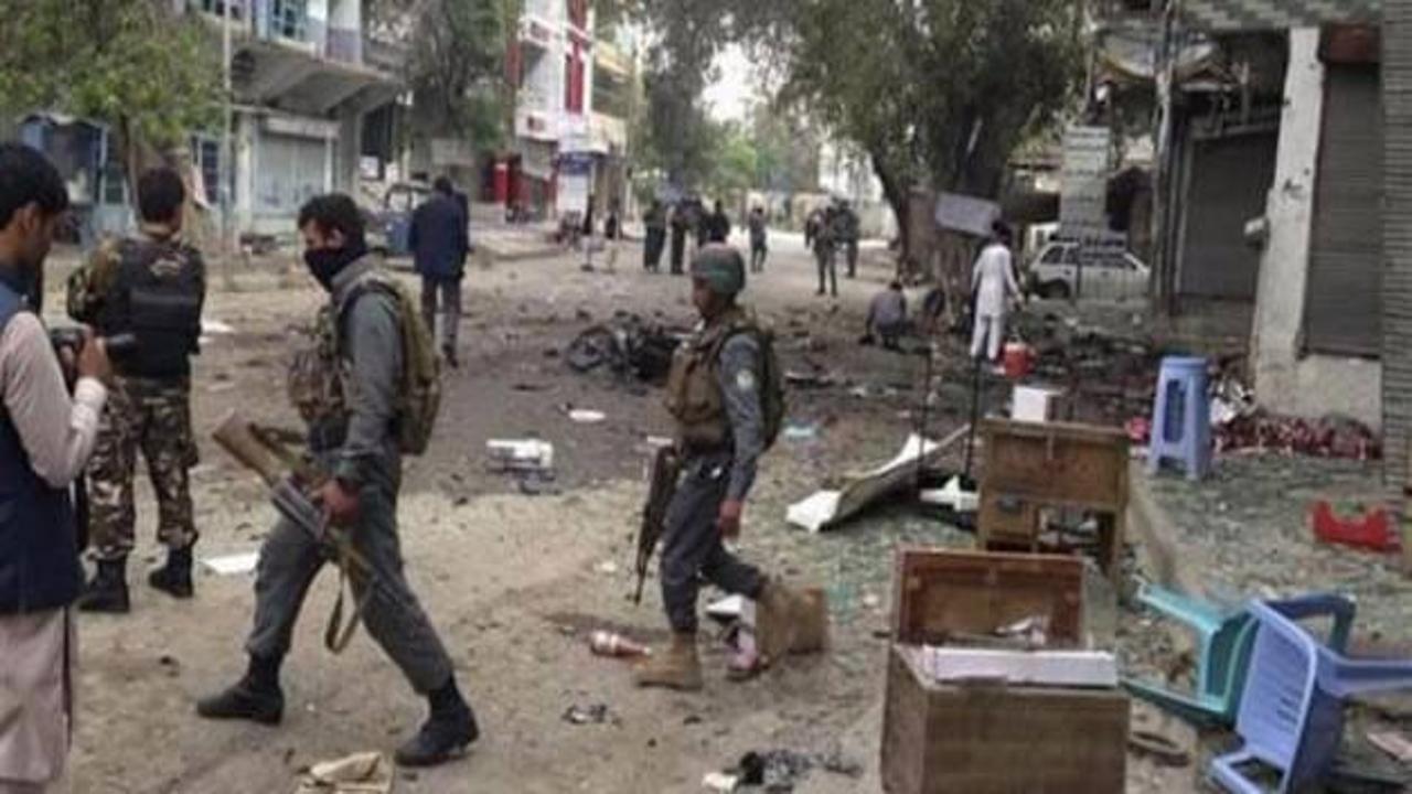 Afganistan'da intihar saldırısı: 11 ölü