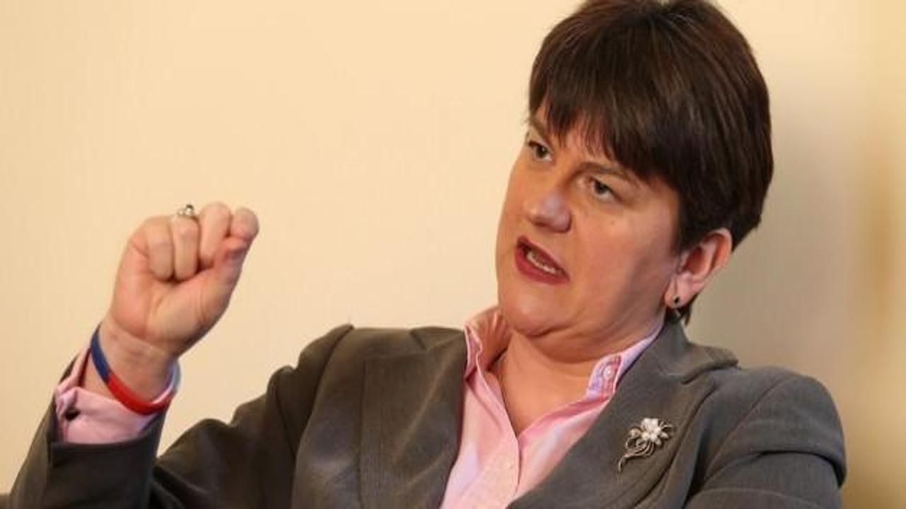 Kuzey İrlanda'ya kadın başbakan